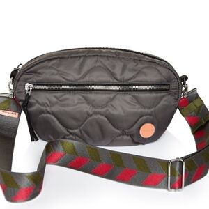 Shorty Love Cruiser Medium Crosdbody Bag + Bonus Strap Pewter